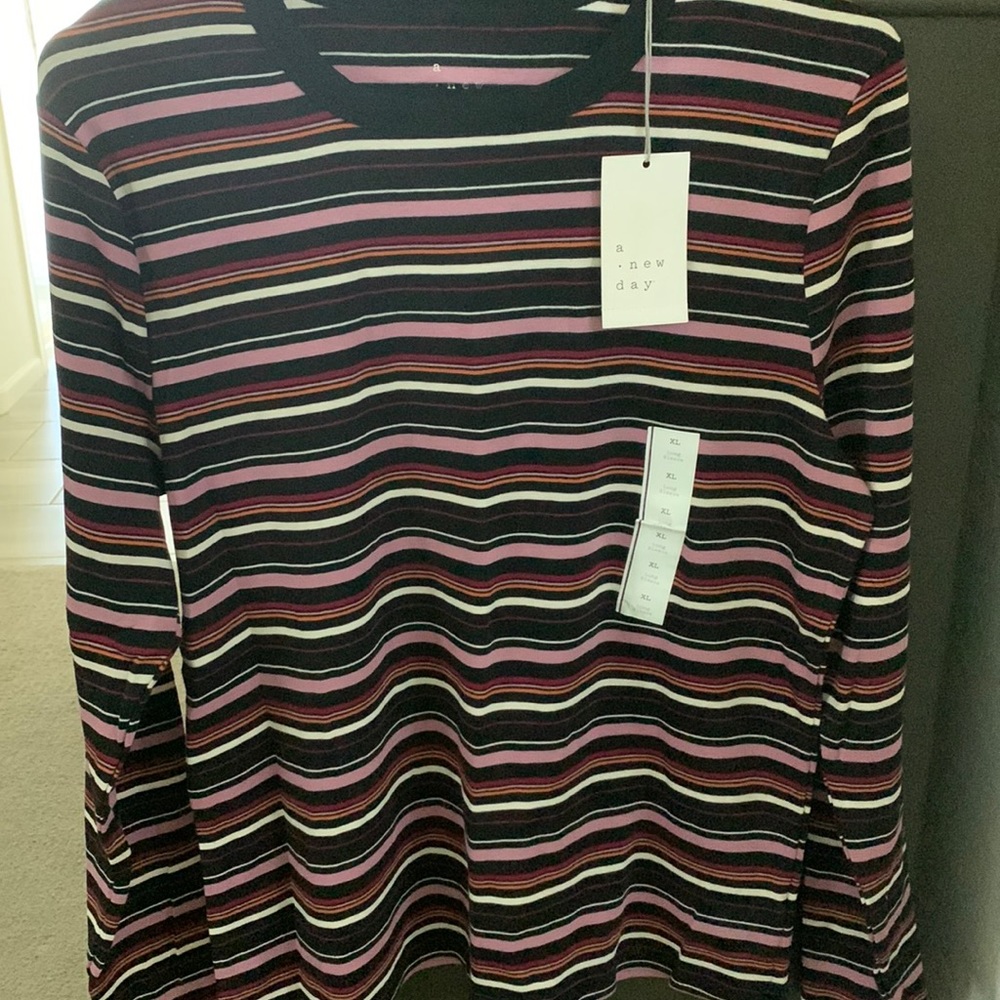 New pretty Top